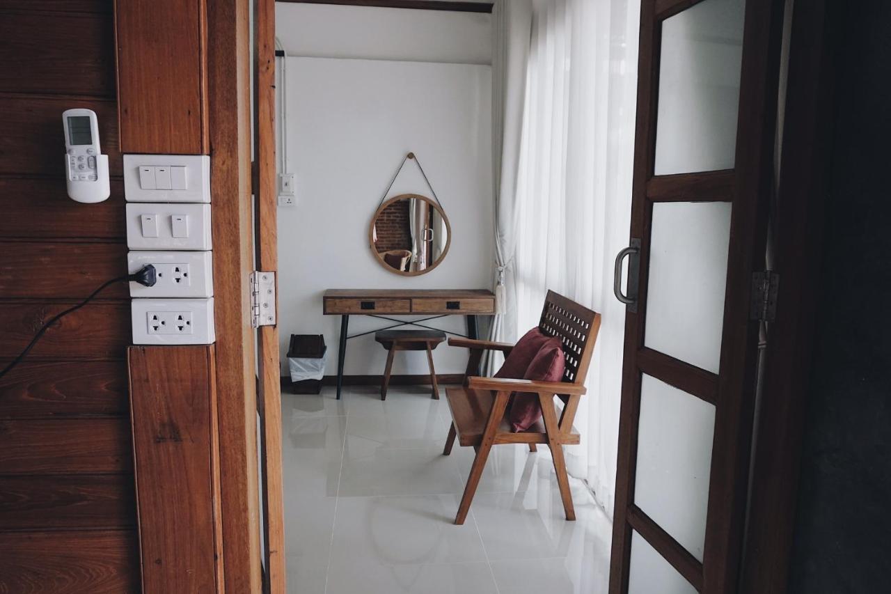 Tha Ma-O Bouteak Homestay - Self Check-In Лампанг Екстериор снимка