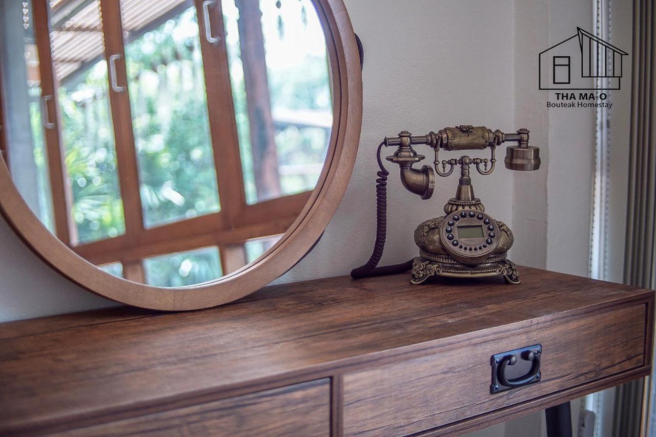 Tha Ma-O Bouteak Homestay - Self Check-In Лампанг Екстериор снимка