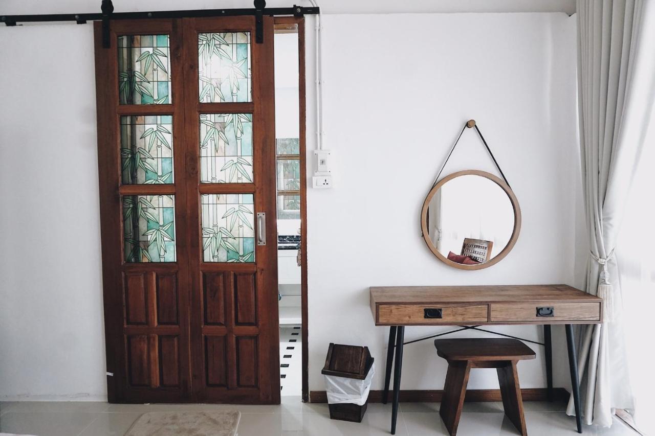 Tha Ma-O Bouteak Homestay - Self Check-In Лампанг Екстериор снимка