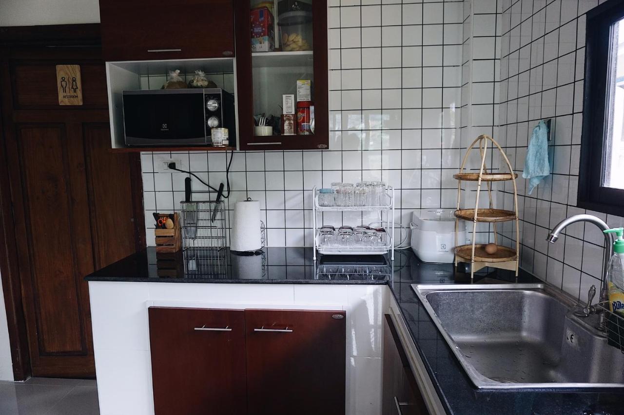 Tha Ma-O Bouteak Homestay - Self Check-In Лампанг Екстериор снимка